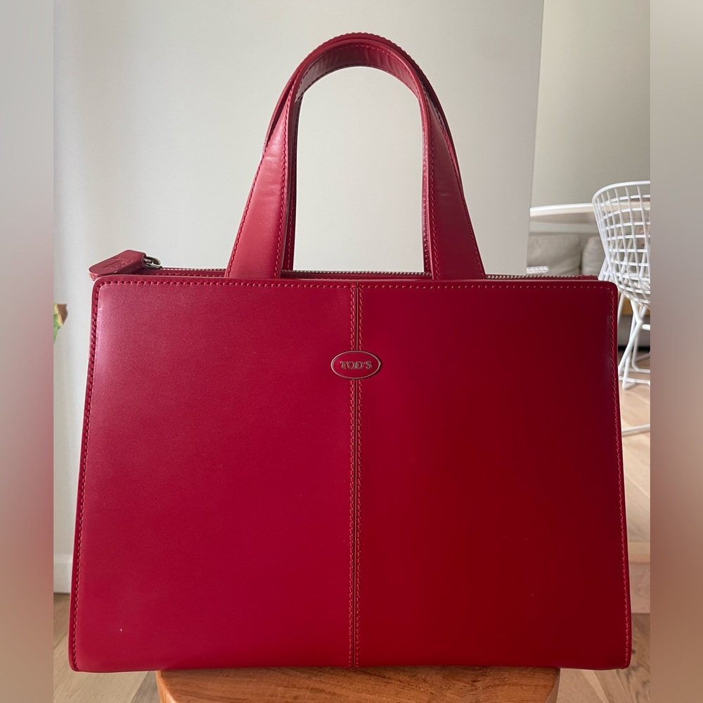 Rare TOD’S D Bag Red Leather Handbag Tote Shoulder Crossbody Authentic